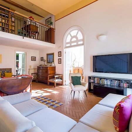 Residenza Capano Charming House By Napoliapartments Екстер'єр фото