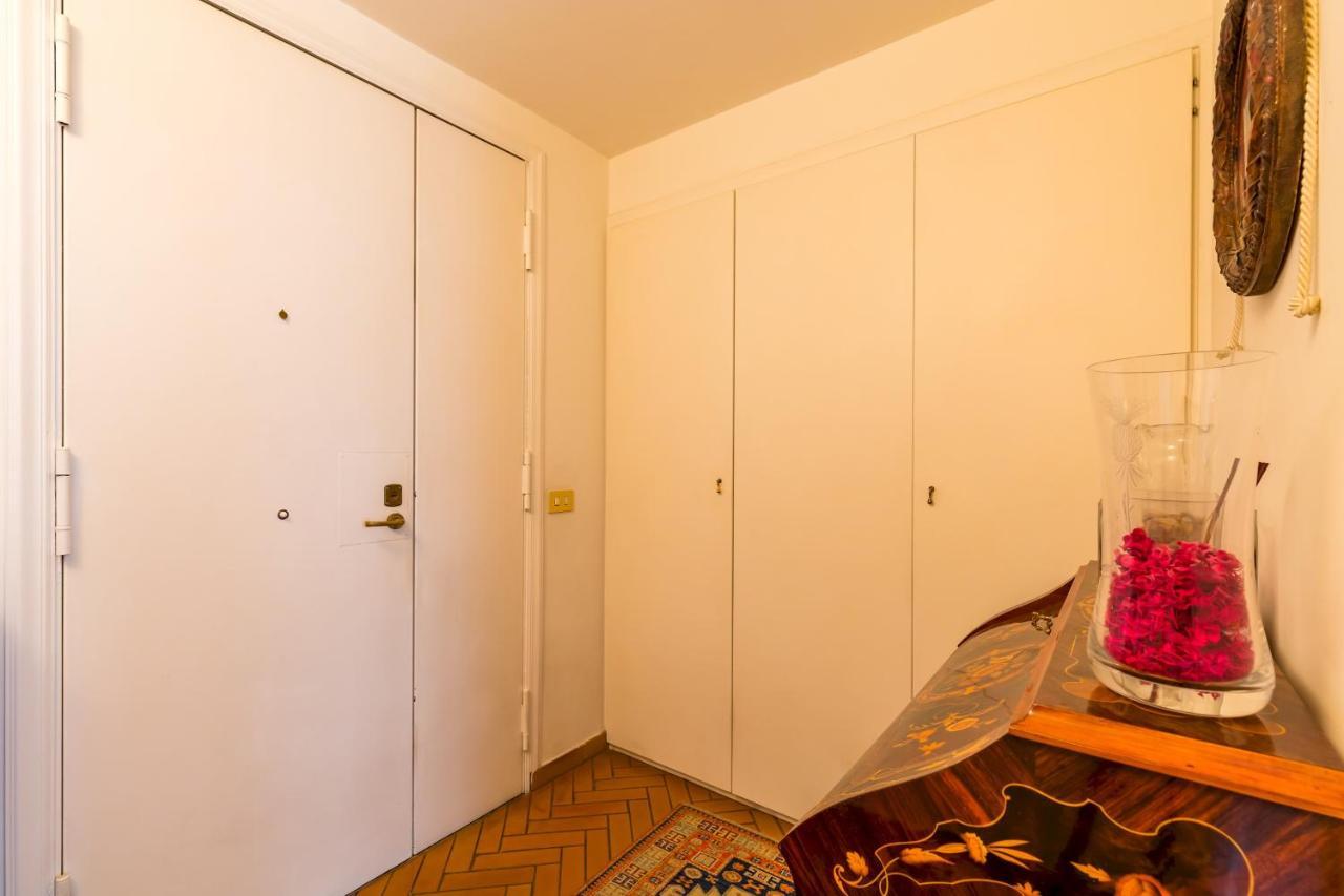 Residenza Capano Charming House By Napoliapartments Екстер'єр фото
