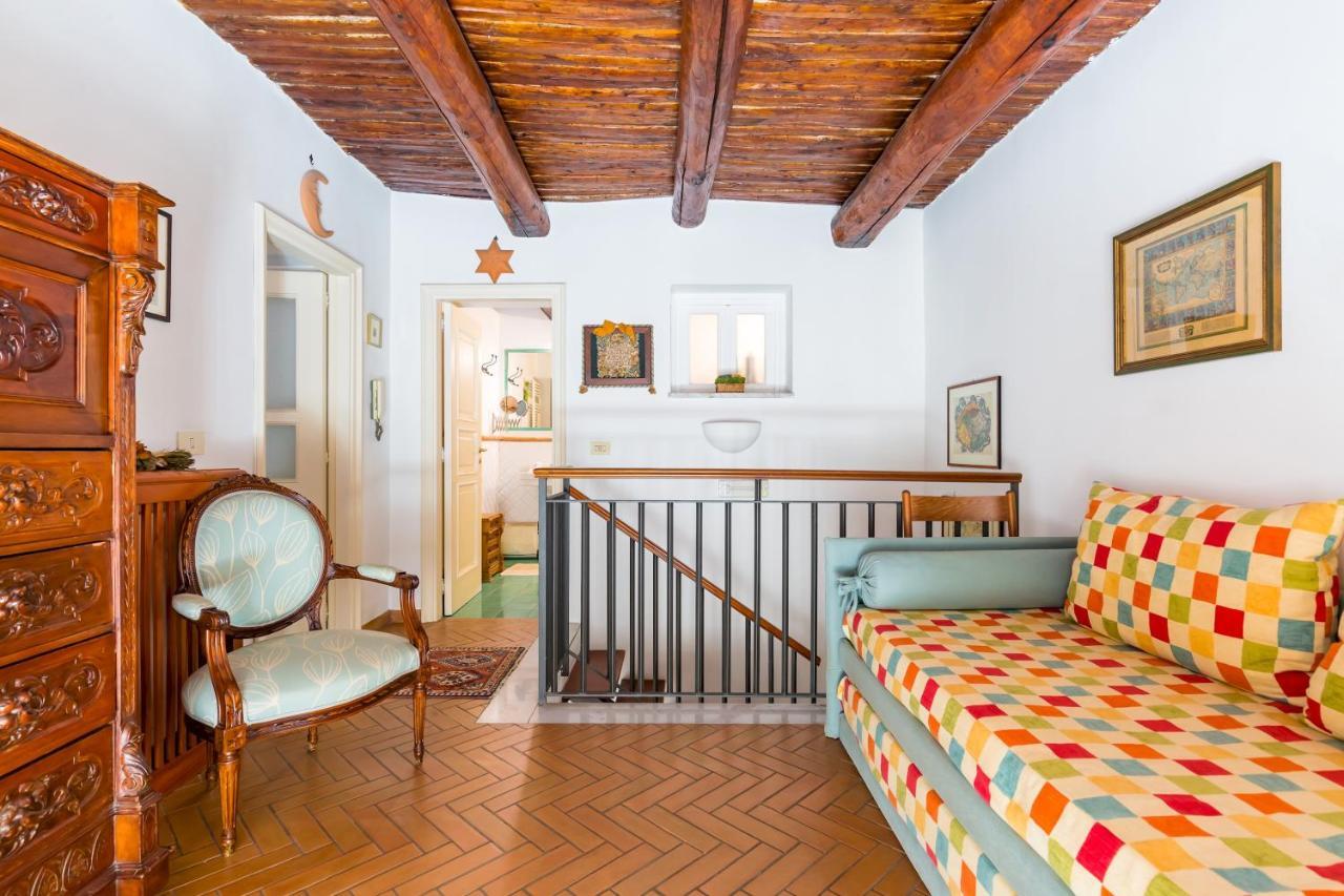 Residenza Capano Charming House By Napoliapartments Екстер'єр фото