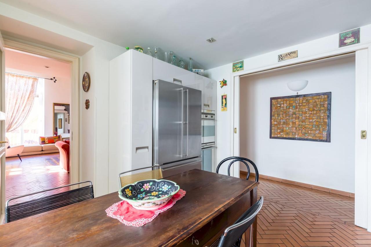 Residenza Capano Charming House By Napoliapartments Екстер'єр фото